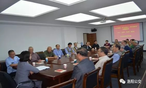 集團黨委為離退休老干部上“不忘初心、牢記使命”主題教育專題黨課